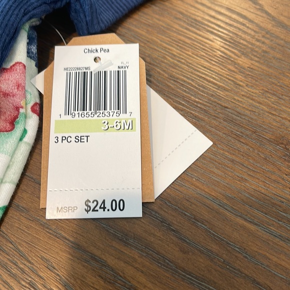 🌟3/$15🌟Chick Pea 3 piece set. Size 3-6 mo. - Picture 7 of 7